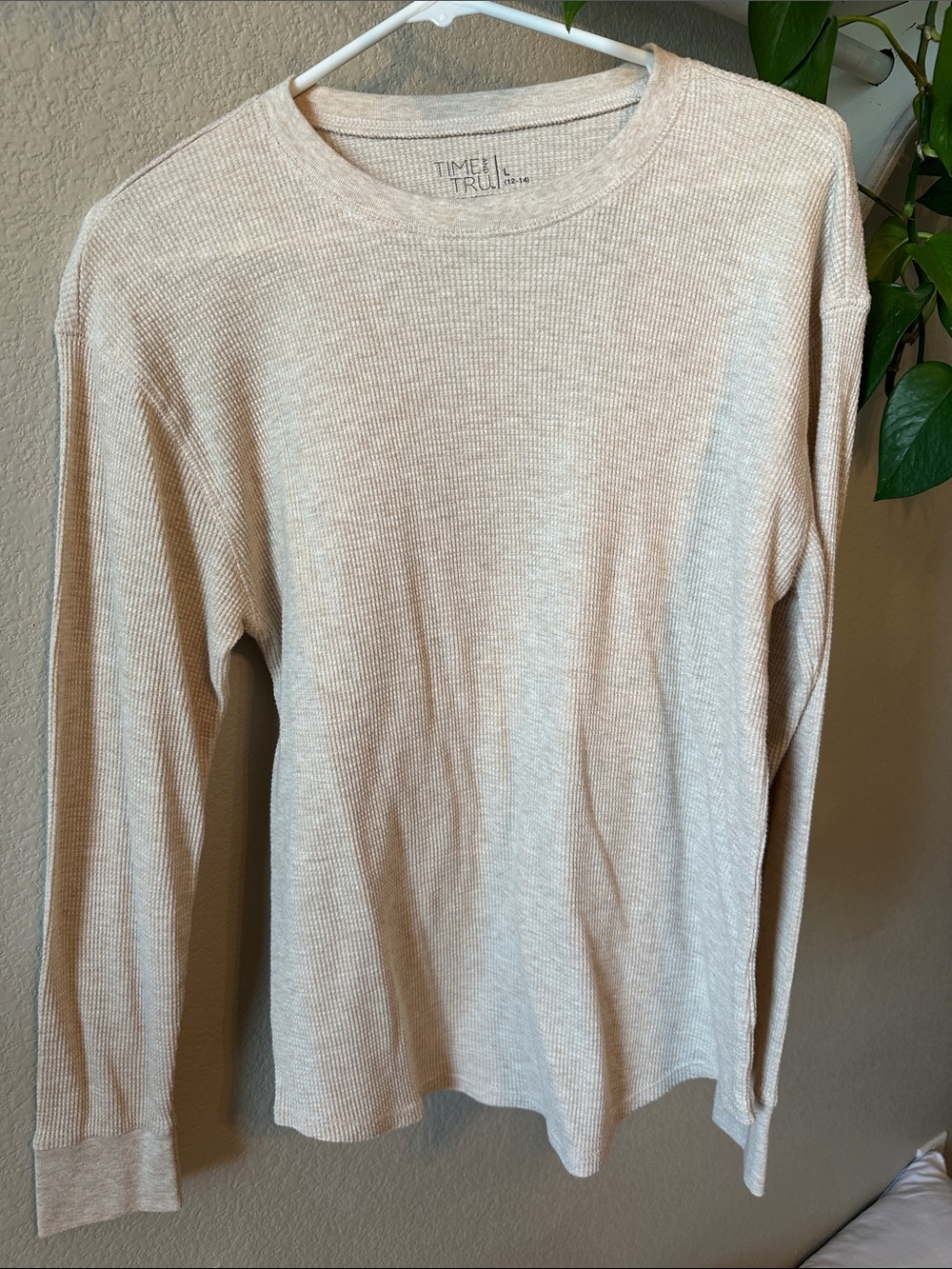Time and Tru Neutral Cream Waffle-Knit Long Sleeve Top